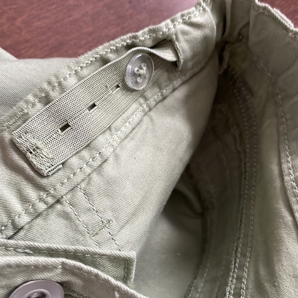 5/$25 Green Shorts - Picture 5 of 5